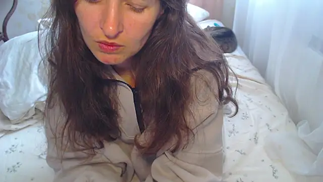 LoraPreston online show from 06/26/26, 01:15