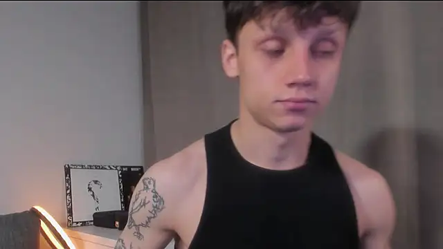 Snapshot of Nicky_neal chatting on 12/07/24, 12:52 Nicky neal online show from 12/07/24, 12:52