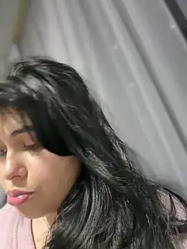 Alyaa s online show from 11/07/25, 03:06