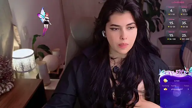 Alyaa s online show from 06/03/26, 02:33