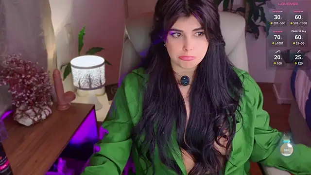 Alyaa s online show from 06/05/26, 06:52