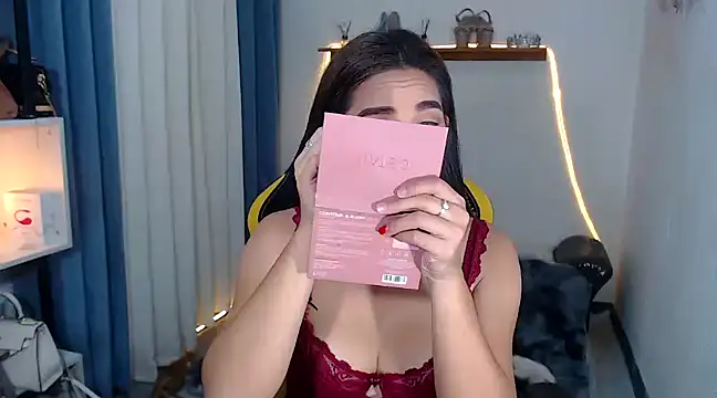 MarieLoveGlamorous online show from 01/03/25, 12:19