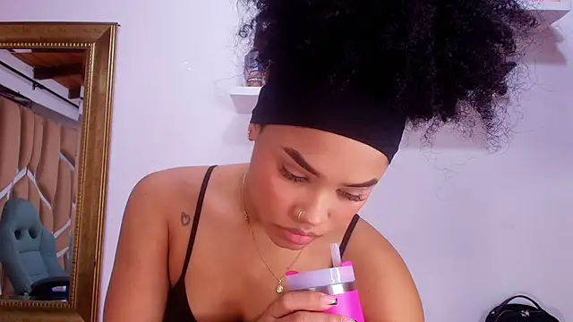 naia blessed online show from 10/06/25, 07:22