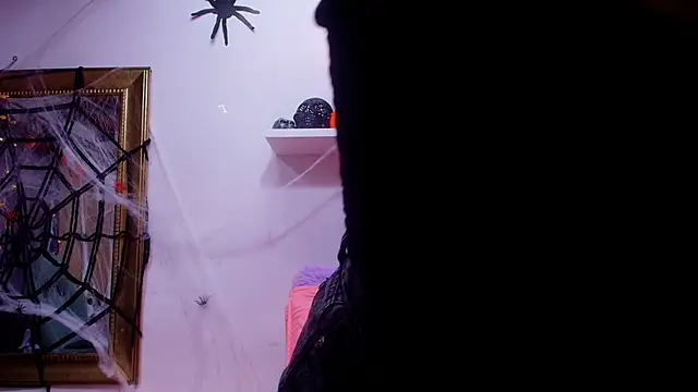 naia blessed online show from 10/18/25, 07:14