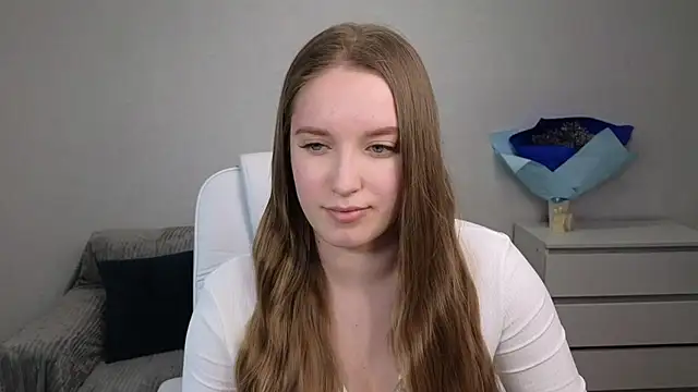 EvaMaddison online show from 01/12/25, 03:57