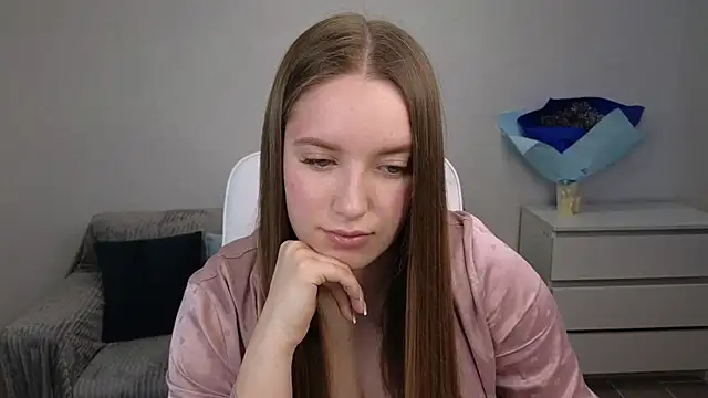 EvaMaddison online show from 01/14/25, 06:34