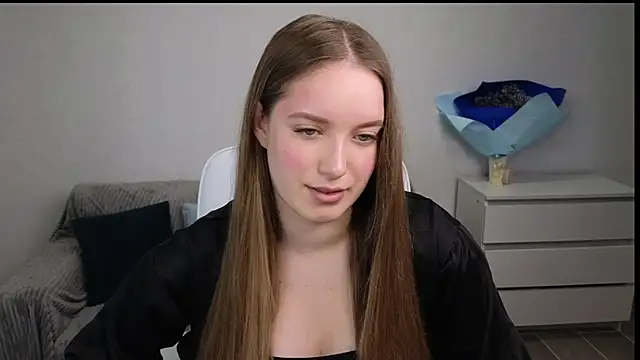 EvaMaddison online show from 02/03/25, 06:56