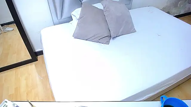 indian sweety18 online show from 02/13/25, 04:22