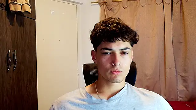 Snapshot of jimmy_class chatting on 12/16/25, 08:14 jimmy class online show from 12/16/25, 08:14