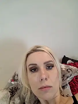 AureliaDoux online show from 03/15/25, 09:38