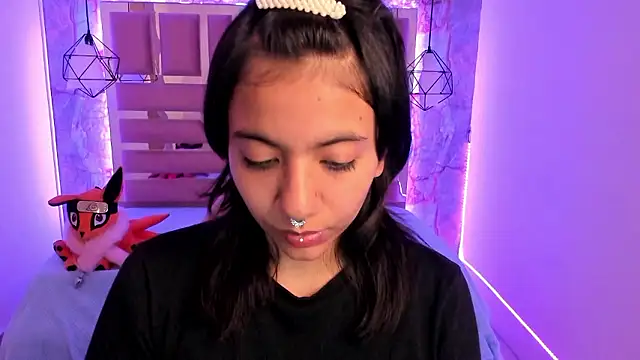 Nami usagi online show from 12/03/24, 11:55