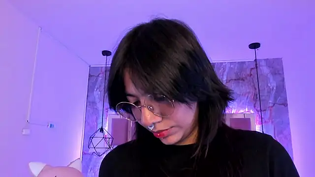 Nami usagi online show from 12/24/24, 03:16