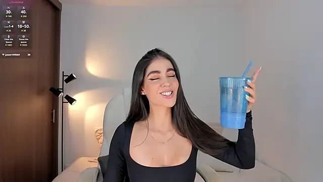 Snapshot of RebeccaBaxter chatting on 02/26/26, 02:43 RebeccaBaxter online show from 02/26/26, 02:43