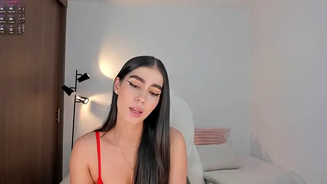 RebeccaBaxter online show from 06/14/26, 08:55