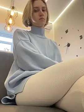 Snapshot of Feral_berry_8133 chatting on 01/17/25, 06:36 Feral berry 8133 online show from 01/17/25, 06:36