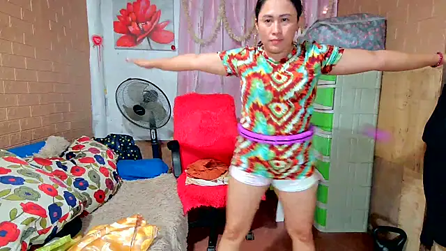 Snapshot of M_e_c_e_l chatting on 02/26/25, 08:26 M e c e l online show from 02/26/25, 08:26