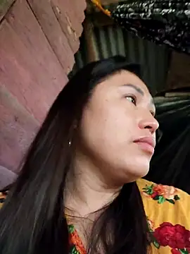 Snapshot of M_e_c_e_l chatting on 09/19/25, 08:27 M e c e l online show from 09/19/25, 08:27