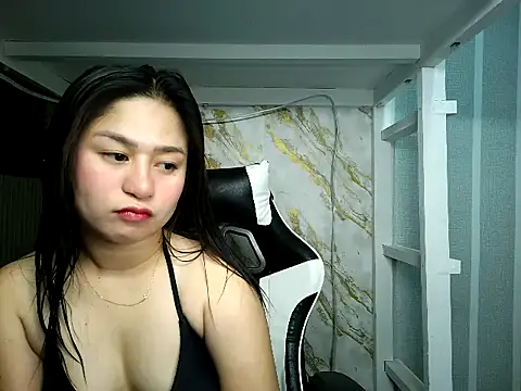 Mia 2022 online show from 09/25/25, 06:06