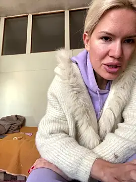 Snapshot of Keylili chatting on 01/12/26, 10:53 Keylili online show from 01/12/26, 10:53