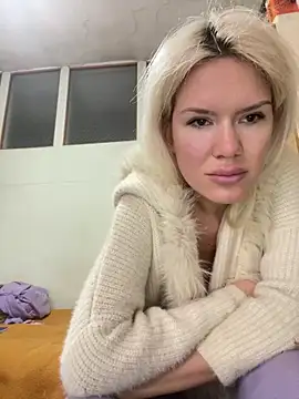 Snapshot of Keylili chatting on 02/03/26, 09:58 Keylili online show from 02/03/26, 09:58