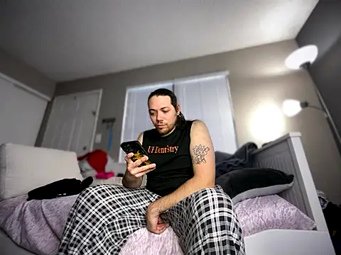 Snapshot of lucasgalacticman chatting on 12/19/25, 03:08 lucasgalacticman online show from 12/19/25, 03:08