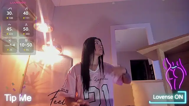 bonie lov online show from 12/01/25, 10:48