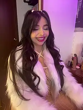 Snapshot of KateLatorre chatting on 01/24/25, 11:12 KateLatorre online show from 01/24/25, 11:12