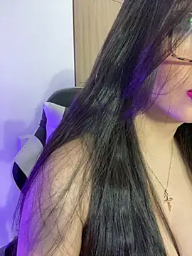 Snapshot of KateLatorre chatting on 03/04/26, 09:10 KateLatorre online show from 03/04/26, 09:10