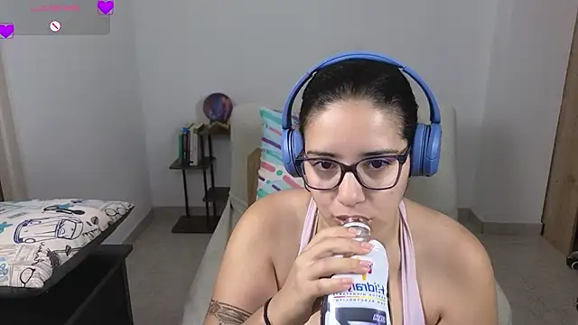 blue  moon  online show from 06/25/26, 01:04