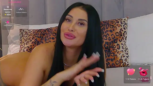 EmyLaveau online show from 01/28/25, 12:11