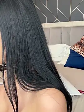 EmyLaveau online show from 02/15/25, 08:22