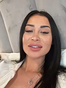 EmyLaveau online show from 03/11/25, 12:06