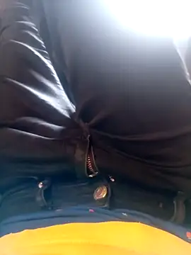 Snapshot of ThirdSifiso chatting on 09/14/25, 11:53 ThirdSifiso online show from 09/14/25, 11:53