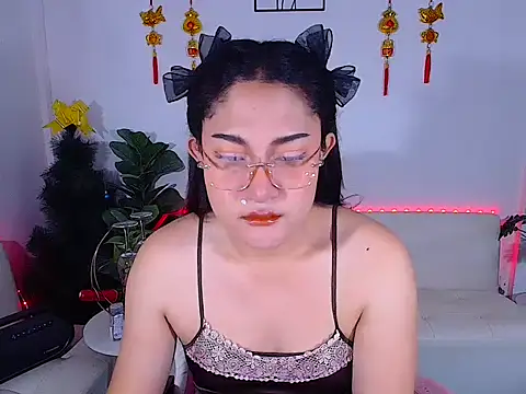 Snapshot of plysaithailand chatting on 04/16/26, 02:12 plysaithailand online show from 04/16/26, 02:12