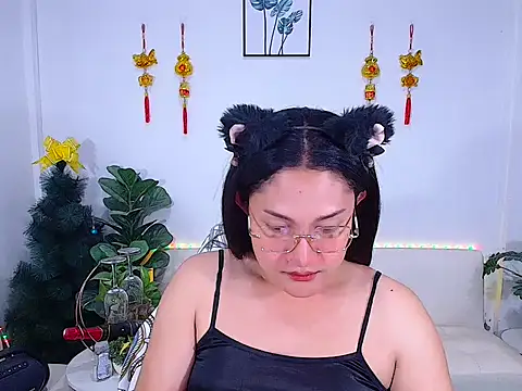 Snapshot of plysaithailand chatting on 04/20/26, 12:52 plysaithailand online show from 04/20/26, 12:52