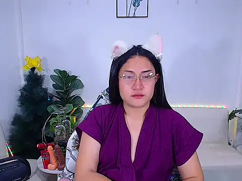Snapshot of plysaithailand chatting on 05/11/26, 04:04 plysaithailand online show from 05/11/26, 04:04