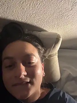 Snapshot of indierotic chatting on 01/06/26, 04:49 indierotic online show from 01/06/26, 04:49