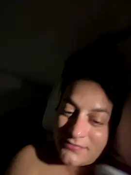 Snapshot of indierotic chatting on 01/07/26, 05:32 indierotic online show from 01/07/26, 05:32