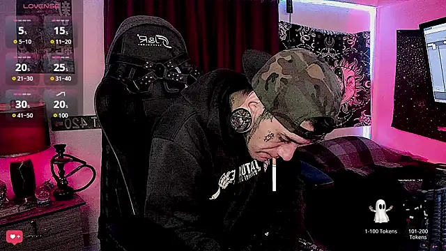 Snapshot of josh__ackerman chatting on 01/02/25, 07:44 josh ackerman online show from 01/02/25, 07:44