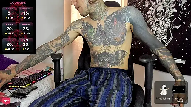 Snapshot of josh__ackerman chatting on 01/11/25, 09:15 josh ackerman online show from 01/11/25, 09:15