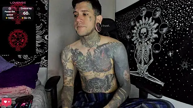 Snapshot of josh__ackerman chatting on 01/13/25, 09:41 josh ackerman online show from 01/13/25, 09:41