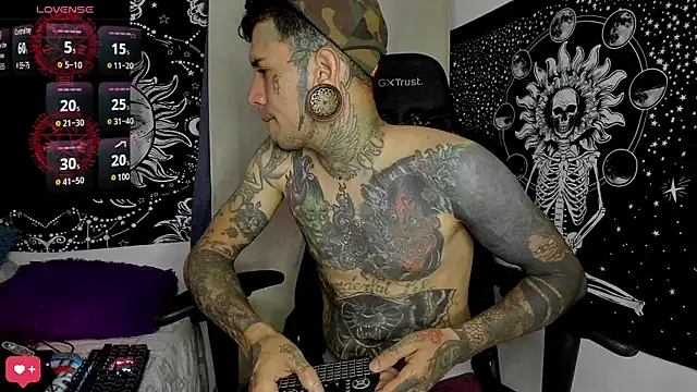 Snapshot of josh__ackerman chatting on 01/16/25, 02:09 josh ackerman online show from 01/16/25, 02:09