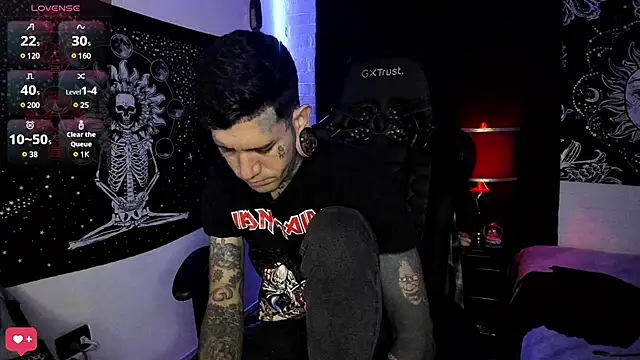 Snapshot of josh__ackerman chatting on 02/25/25, 10:18 josh ackerman online show from 02/25/25, 10:18