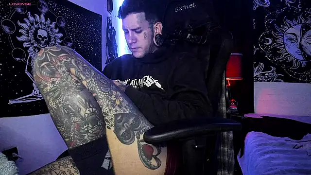 Snapshot of josh__ackerman chatting on 03/04/25, 04:38 josh ackerman online show from 03/04/25, 04:38