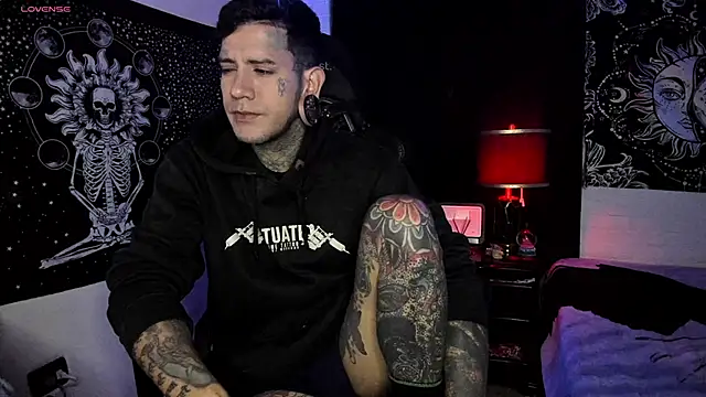 Snapshot of josh__ackerman chatting on 03/09/25, 05:55 josh ackerman online show from 03/09/25, 05:55