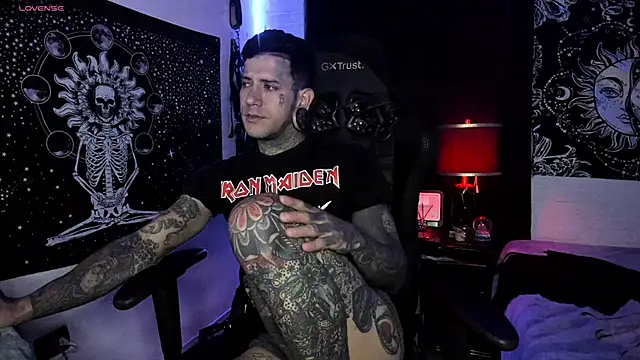 Snapshot of josh__ackerman chatting on 03/10/25, 01:45 josh ackerman online show from 03/10/25, 01:45