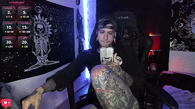 Snapshot of josh__ackerman chatting on 03/12/25, 09:56 josh ackerman online show from 03/12/25, 09:56