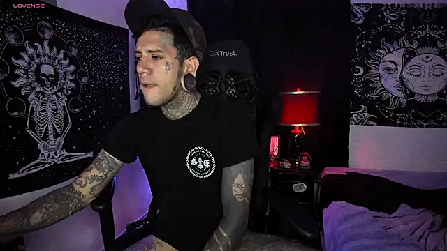 Snapshot of josh__ackerman chatting on 03/16/25, 09:05 josh ackerman online show from 03/16/25, 09:05