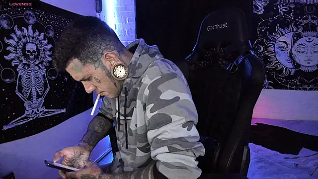 Snapshot of josh__ackerman chatting on 03/19/25, 12:26 josh ackerman online show from 03/19/25, 12:26