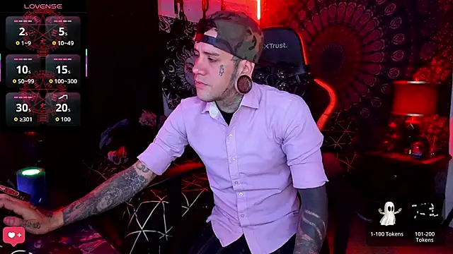 Snapshot of josh__ackerman chatting on 09/26/25, 03:05 josh ackerman online show from 09/26/25, 03:05